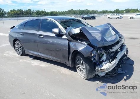 2020 Honda Accord Hybrid from USA, damaged, VIN 1HGCV3F15LA013424